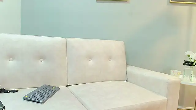 Savvanahh online show from January 9, 2025, 2:18 pm