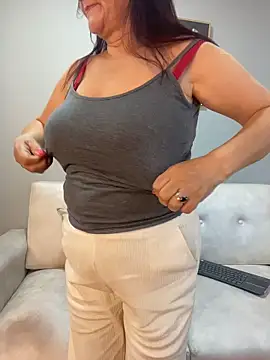 Savvanahh online show from June 3, 2026, 12:52 pm