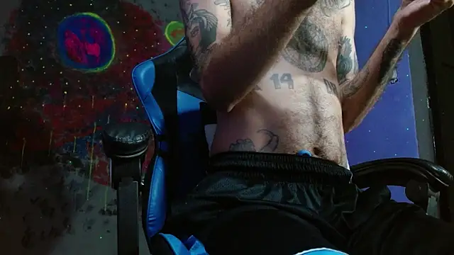 Tatted21xxx online show from February 4, 2025, 5:42 am