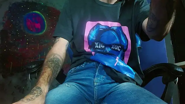 Tatted21xxx online show from February 19, 2025, 7:39 am