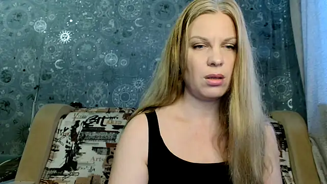 Snapshot of BlondeFox chatting on May 15, 2026, 3:24 am BlondeFox online show from May 15, 2026, 3:24 am