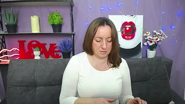 Snapshot of Abby_Taylorr chatting on March 13, 2025, 7:09 am Abby Taylorr online show from March 13, 2025, 7:09 am