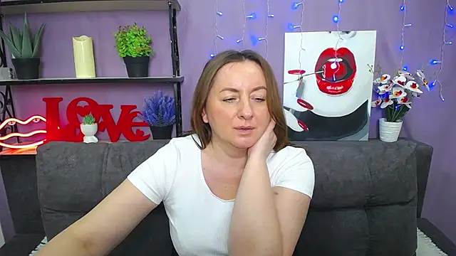 Snapshot of Abby_Taylorr chatting on March 16, 2025, 1:38 pm Abby Taylorr online show from March 16, 2025, 1:38 pm