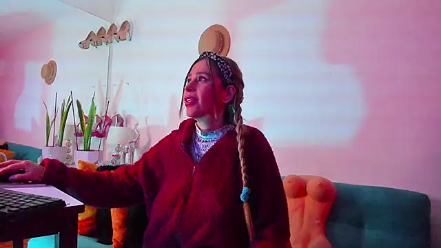 Victoria Jonness online show from February 7, 2025, 6:34 pm