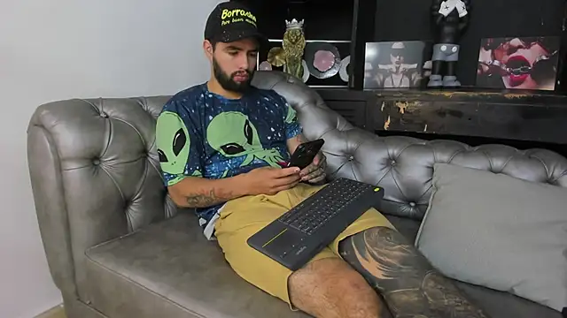 matteosantos online show from February 25, 2025, 11:30 am