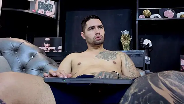 matteosantos online show from October 26, 2025, 11:38 am