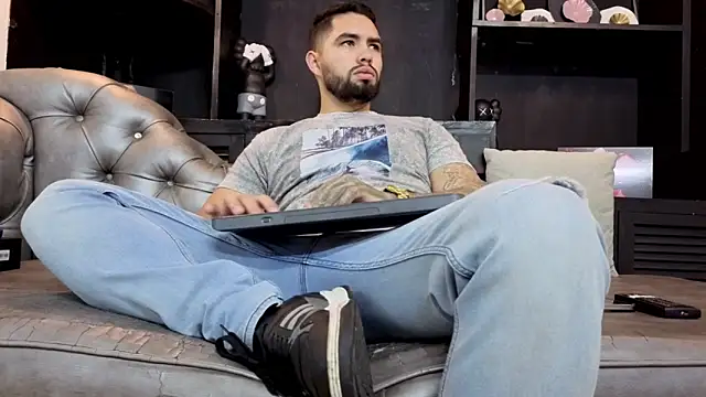 matteosantos online show from March 6, 2026, 11:17 am