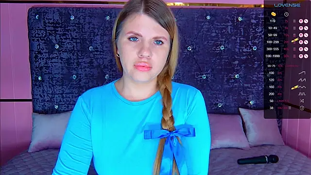 NoraBigAss online show from May 24, 2026, 1:43 am