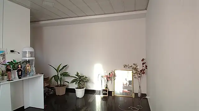 NicoleCortez online show from January 12, 2025, 9:40 pm