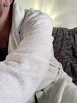 LoGaNfree88 online show from March 18, 2025, 2:04 pm