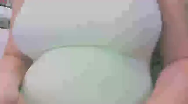 Snapshot of keepmepregnantT chatting on February 15, 2025, 11:39 am keepmepregnantT online show from February 15, 2025, 11:39 am