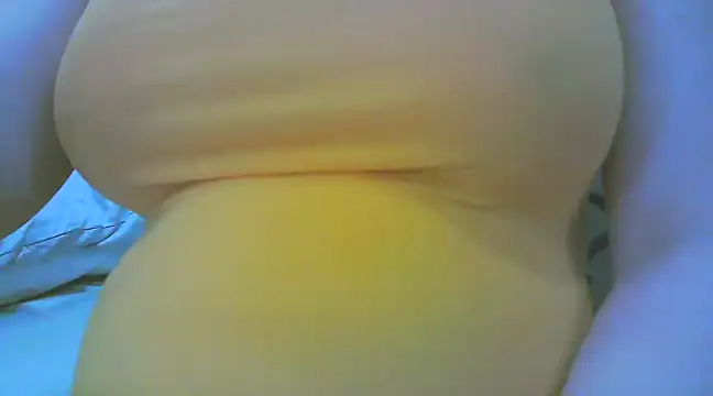 Snapshot of keepmepregnantT chatting on March 3, 2025, 8:38 am keepmepregnantT online show from March 3, 2025, 8:38 am