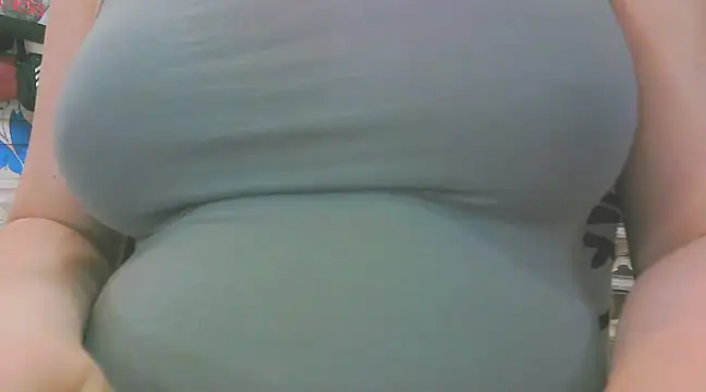 Snapshot of keepmepregnantT chatting on March 9, 2025, 12:42 pm keepmepregnantT online show from March 9, 2025, 12:42 pm