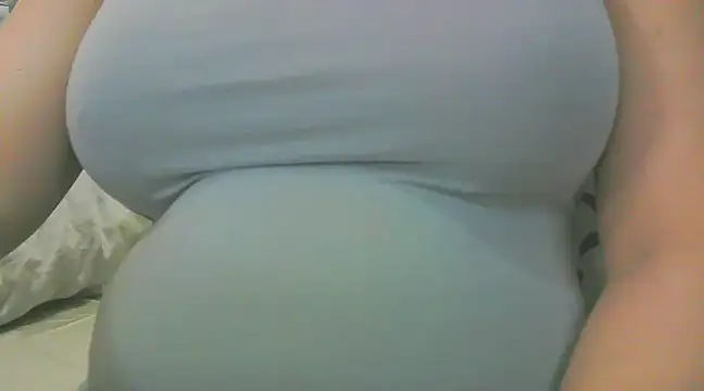 Snapshot of keepmepregnantT chatting on March 14, 2025, 9:03 am keepmepregnantT online show from March 14, 2025, 9:03 am