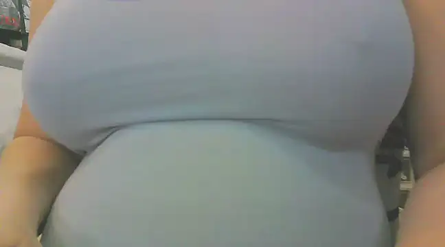 Snapshot of keepmepregnantT chatting on March 14, 2025, 12:07 pm keepmepregnantT online show from March 14, 2025, 12:07 pm