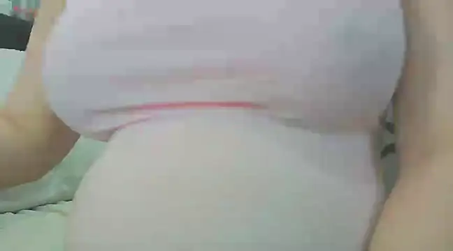 Snapshot of keepmepregnantT chatting on March 22, 2025, 9:34 am keepmepregnantT online show from March 22, 2025, 9:34 am