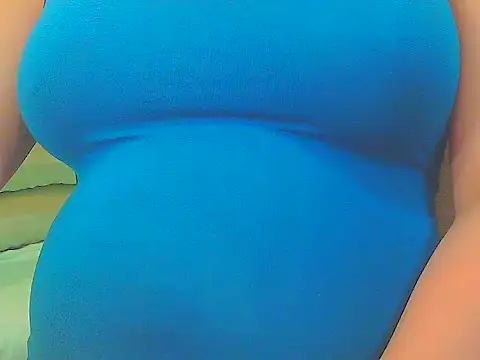 Snapshot of keepmepregnantT chatting on September 11, 2025, 10:26 am keepmepregnantT online show from September 11, 2025, 10:26 am