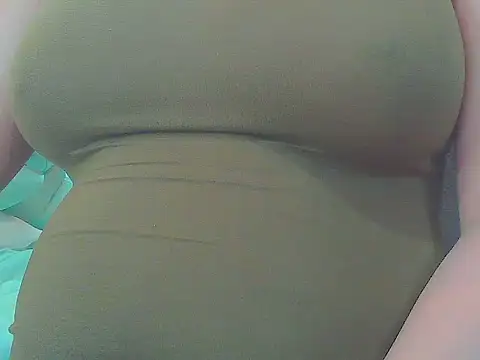 Snapshot of keepmepregnantT chatting on October 9, 2025, 10:24 am keepmepregnantT online show from October 9, 2025, 10:24 am