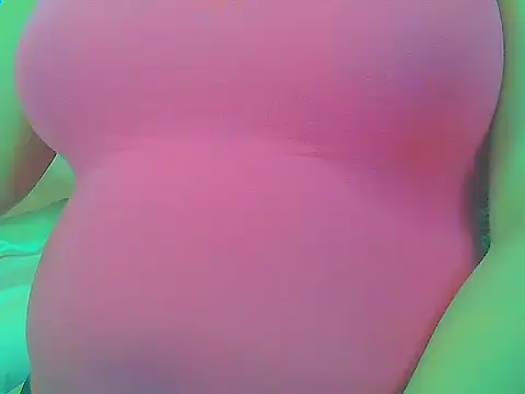 Snapshot of keepmepregnantT chatting on February 15, 2026, 1:20 pm keepmepregnantT online show from February 15, 2026, 1:20 pm