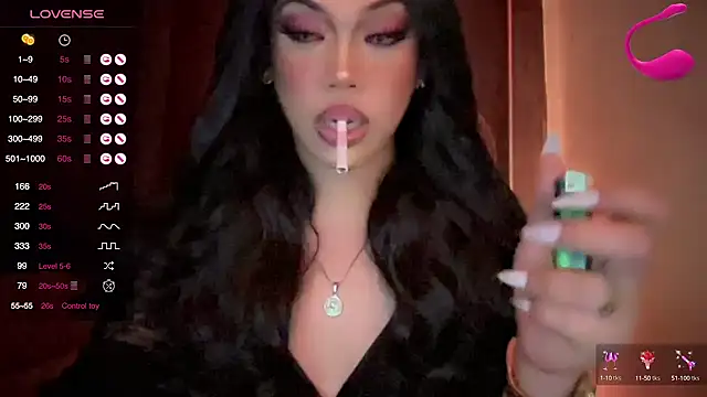 Snapshot of madam_agnes1 chatting on September 19, 2025, 5:13 pm madam agnes1 online show from September 19, 2025, 5:13 pm