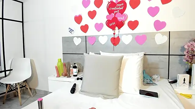 EmmaSmith2 online show from February 14, 2026, 2:19 am