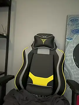 MariaTull online show from January 12, 2025, 3:46 pm