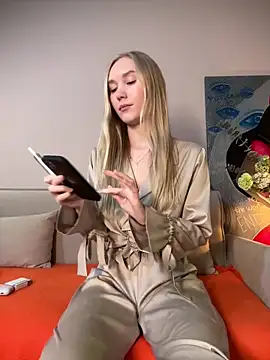 MariaTull online show from February 10, 2026, 4:22 pm