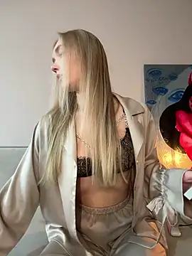 MariaTull online show from May 11, 2026, 1:50 pm