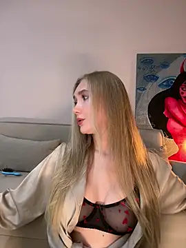 MariaTull online show from June 24, 2026, 9:25 pm
