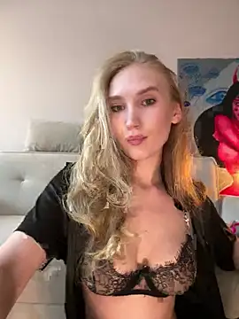 MariaTull online show from June 29, 2026, 3:23 pm
