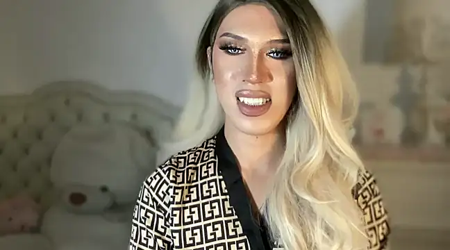 Ts glamxxxx online show from February 28, 2025, 11:47 am