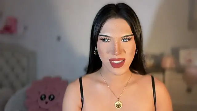 Ts glamxxxx online show from October 8, 2025, 12:08 am