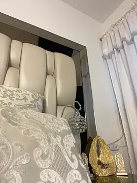 ALISSON FOXXX1 online show from March 17, 2025, 10:28 pm