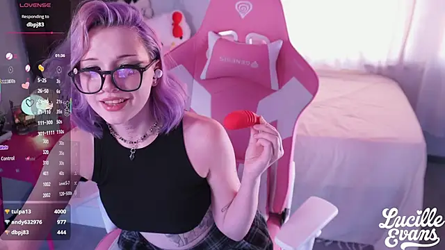 lucille evans online show from November 26, 2025, 4:35 am