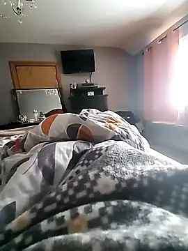 Snapshot of rem4001@xh chatting on January 15, 2025, 2:56 pm rem4001xh online show from January 15, 2025, 2:56 pm