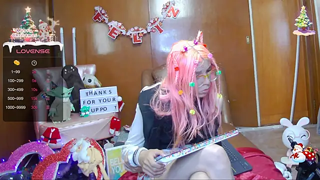 Skinygirl online show from January 7, 2025, 4:29 am