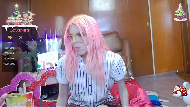 Skinygirl online show from January 17, 2025, 4:39 am