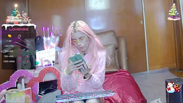 Skinygirl online show from January 31, 2025, 11:03 pm