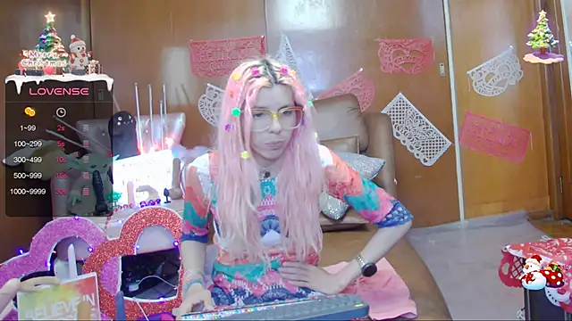 Skinygirl online show from February 6, 2025, 11:15 pm