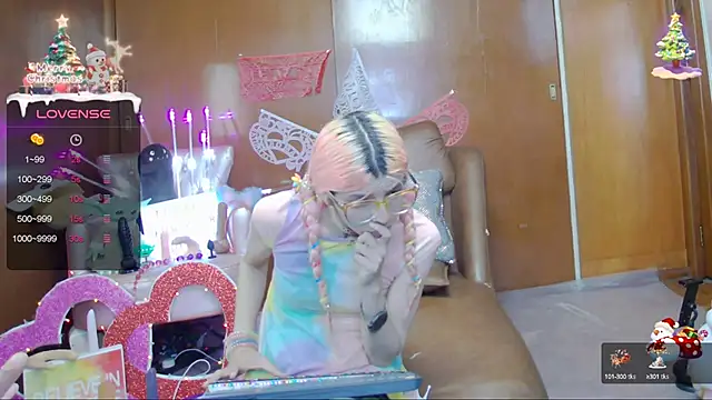 Skinygirl online show from February 21, 2025, 11:32 pm