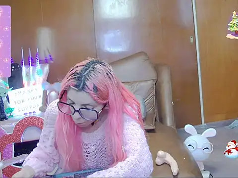 Skinygirl online show from September 9, 2025, 12:10 am