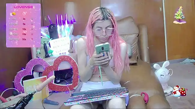 Skinygirl online show from September 27, 2025, 12:59 am