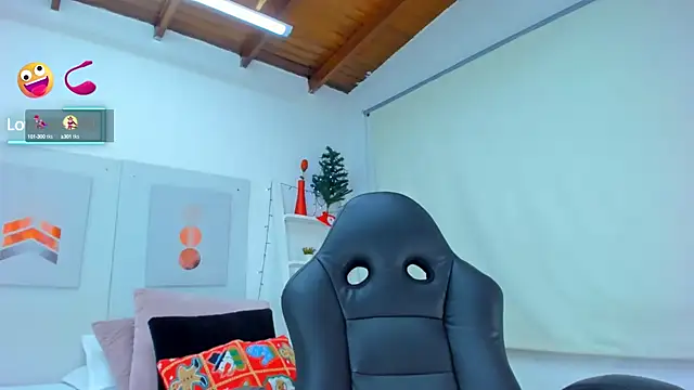 AlessiaMarcu- online show from December 14, 2024, 8:34 am