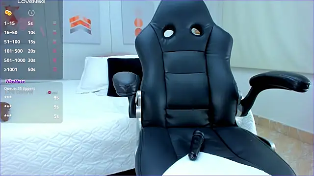 AlessiaMarcu- online show from January 22, 2025, 7:57 am