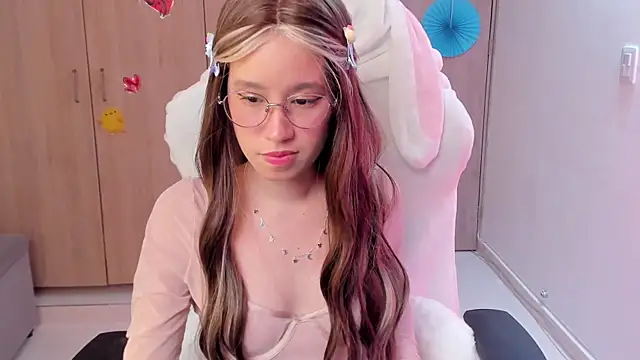 Snapshot of Anto_herrera chatting on September 12, 2025, 7:36 pm Anto herrera online show from September 12, 2025, 7:36 pm