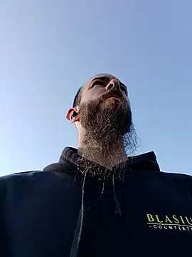 JohnnyFaster online show from September 27, 2025, 1:05 pm