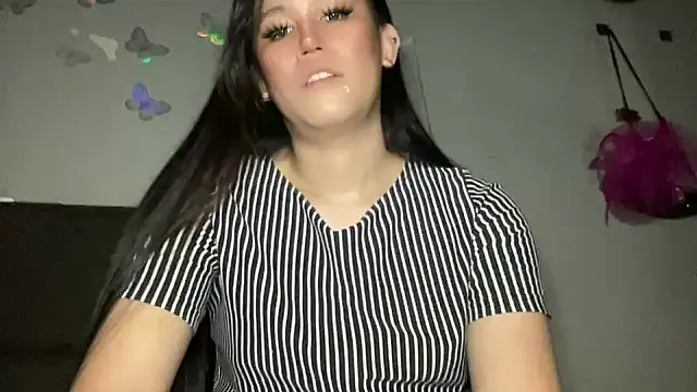 Snapshot of MeganTheRarest chatting on November 29, 2025, 6:49 am MeganTheRarest online show from November 29, 2025, 6:49 am