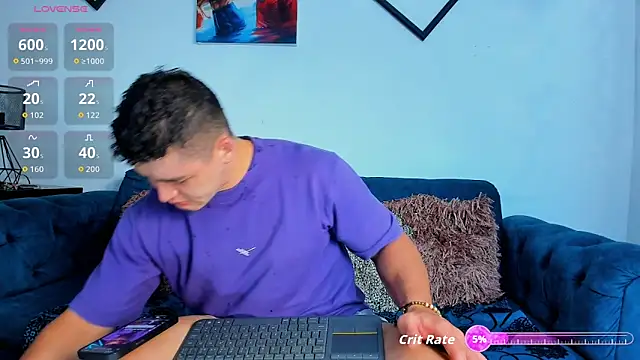 Leonsmoron online show from October 9, 2025, 11:47 pm