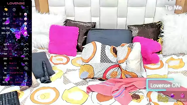 BellaKarla online show from December 5, 2024, 12:19 am