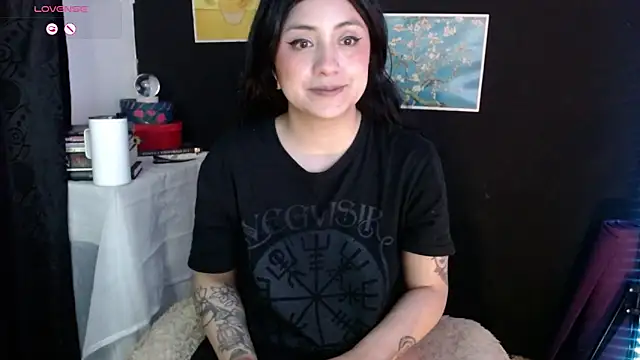 Snapshot of AbsentaVert chatting on February 1, 2026, 11:47 pm AbsentaVert online show from February 1, 2026, 11:47 pm